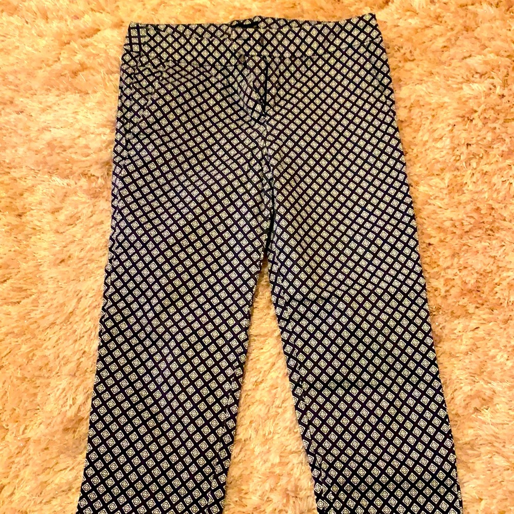 Navy and white Diamond pattern crop dress pant